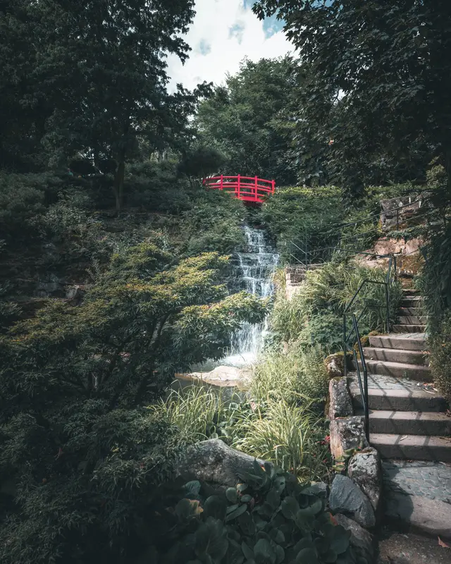Kaiserslautern Japanischer Garten Wasserfall Juli