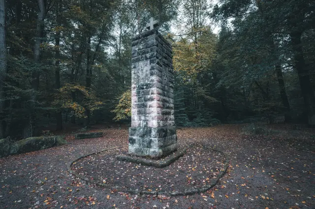Weilerbach Denkmal Oktober Fb